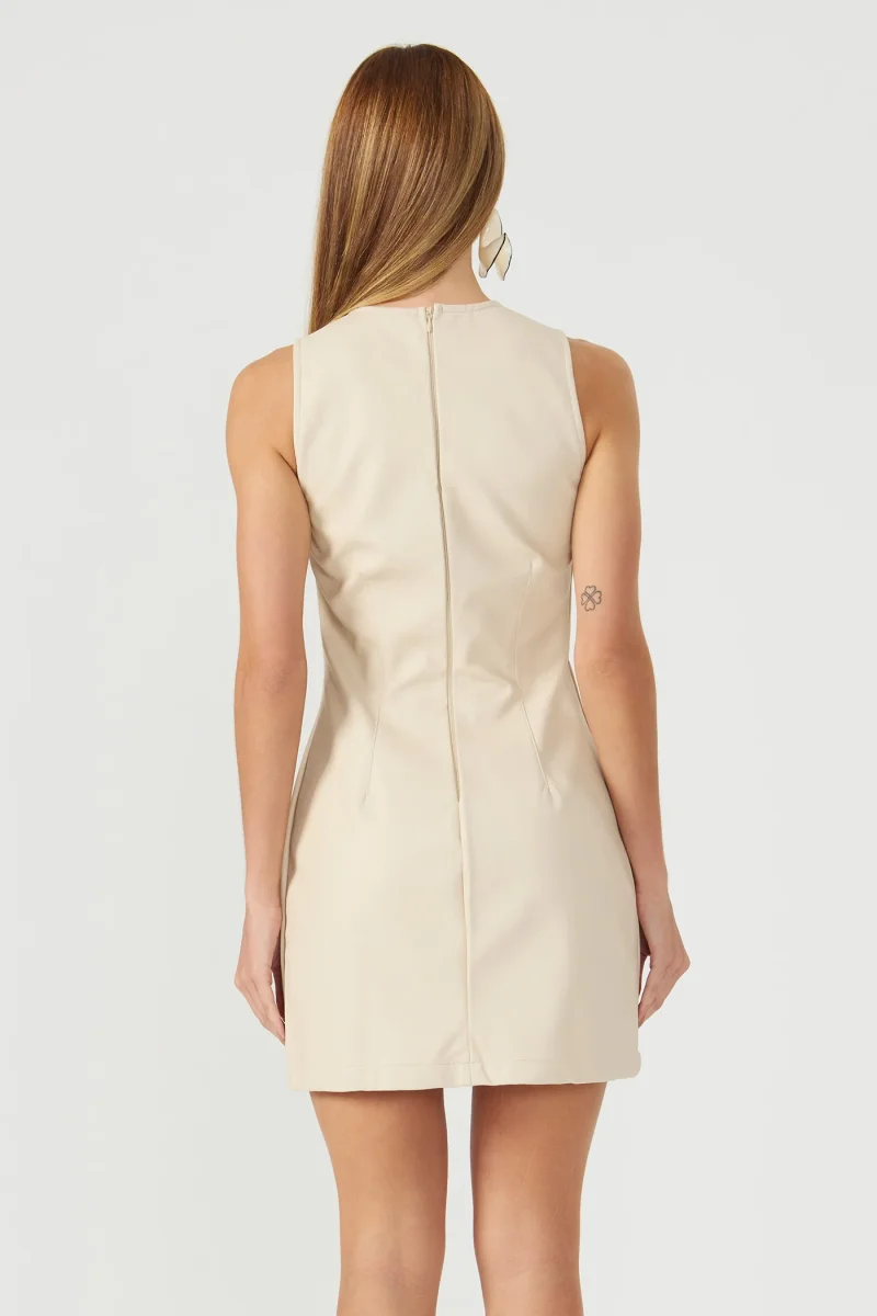 Vestido curto couro sintético aveia Fato Básico - Image 5