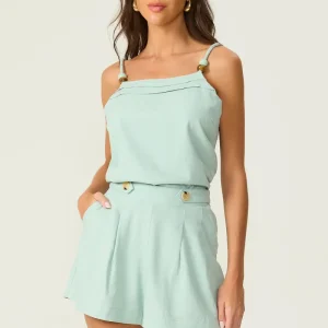 Shorts com pregas martingale verde Fato Básico