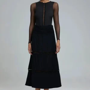 Saia Inês Preto