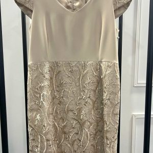 10105 creme by KARKEK